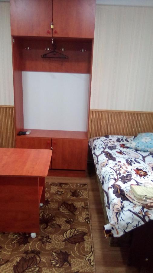 1-Я Слободская, 17А, Угол Проспекта Центрального, 3 Дивана, Wi-Fi, Отдельный Вход. Mykolaiv Exterior foto