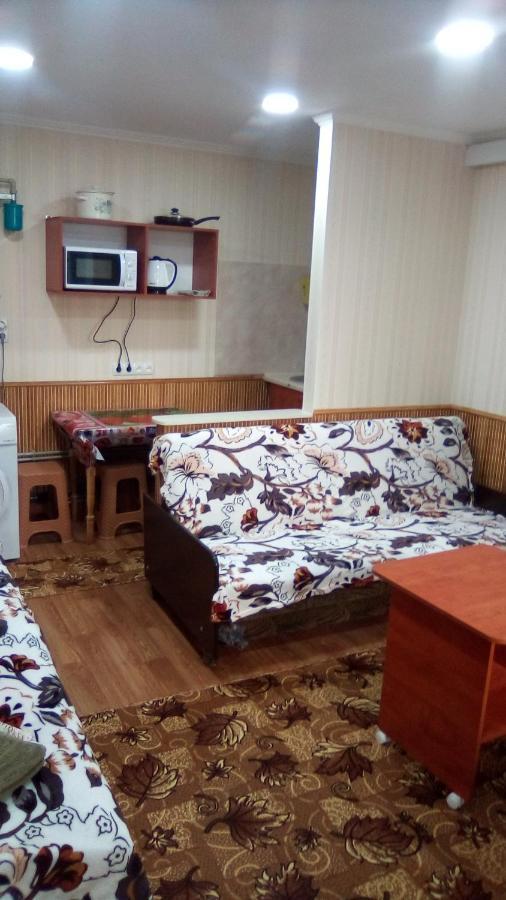 1-Я Слободская, 17А, Угол Проспекта Центрального, 3 Дивана, Wi-Fi, Отдельный Вход. Mykolaiv Exterior foto