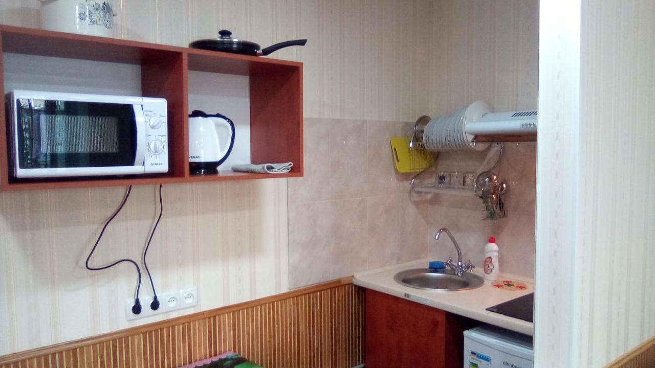 1-Я Слободская, 17А, Угол Проспекта Центрального, 3 Дивана, Wi-Fi, Отдельный Вход. Mykolaiv Exterior foto